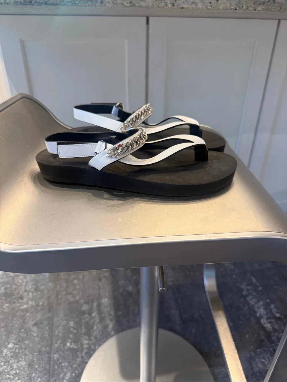 NIB Giuseppe Zanotti Black/White and silver chain trim Velcro strap sandal